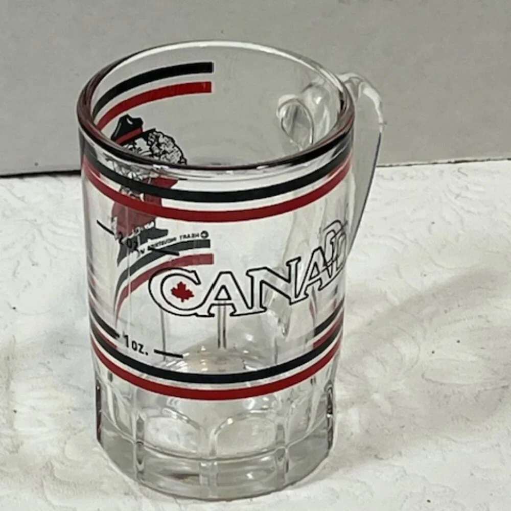 Mini-mug Shot Glass Canada Bear Mountie Red Black 2oz France